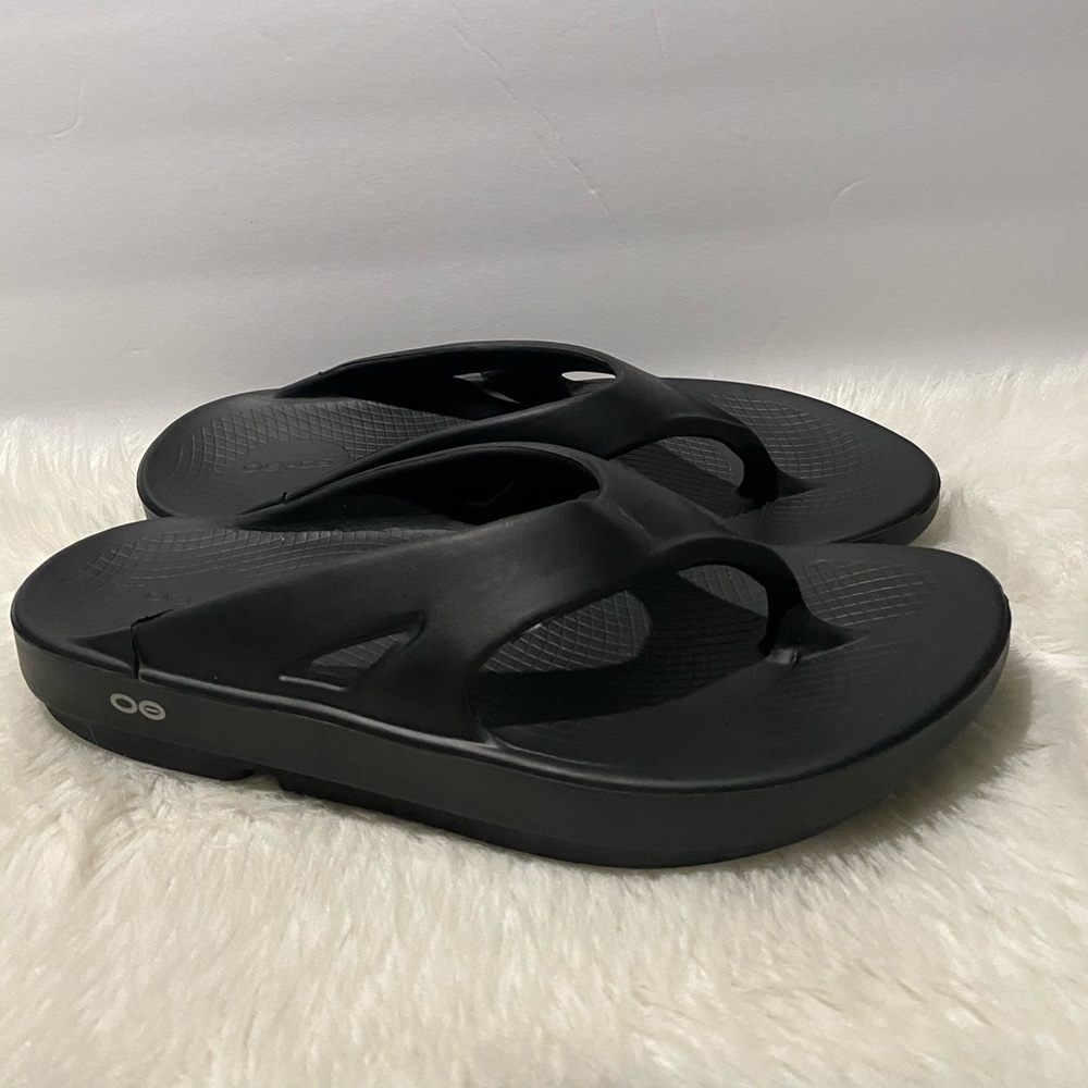OOFOS Sandals - Picture 3 of 5